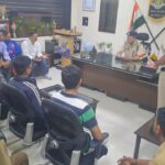 न्याय नहीं मिला तो होगा आंदोलन” — दिव्यांग बच्चों पर अत्याचार के खिलाफ SP ऑफिस पहुंचे सराज के लोग, 15-20 की गैंग पर संगीन आरोप