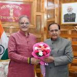 विधानसभा अध्यक्ष ने राज्यपाल से भेंट की
