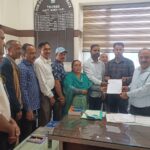 थुनाग बाजार की समस्याओं को लेकर व्यापार मंडल ने एसडीएम को सौंपा मांग पत्र