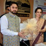 दिशा बैठक में सांसद कंगना रनौत के तल्ख तेवर पर विवाद; अधिकारियों से ‘तू-तड़क’ और प्रशासनिक समझ पर उठे सवाल